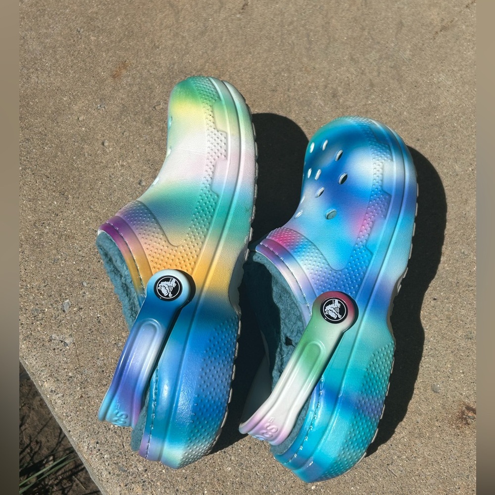 Fleece lined tie dyed crocs size women’s 7 men’s 5 - Picture 7 of 7